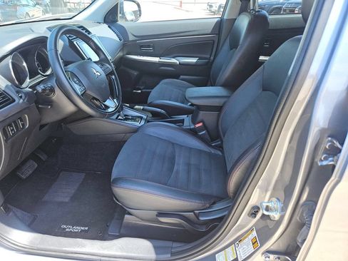 Used 2025 Mitsubishi Outlander Sport SE AWD/4WD image 10