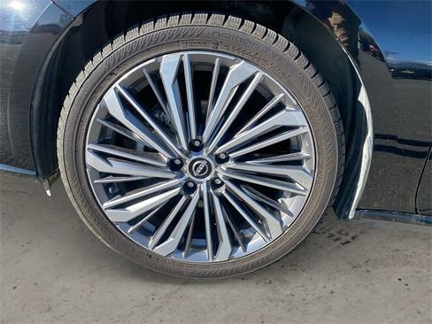 Used 2024 Nissan Altima 2.5 SL image 14