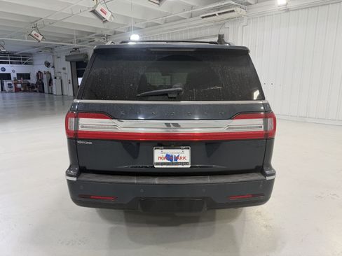 Used 2021 Lincoln Navigator Black Label w/ Cargo Convenience Package AWD/4WD image 4
