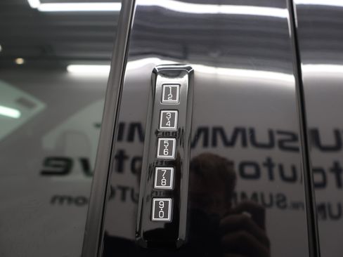 Used 2021 Ford F250 XLT w/ XLT Premium Package AWD/4WD image 43