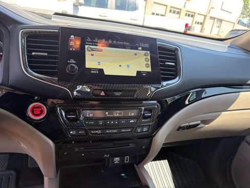 Used 2022 Honda Pilot Touring image 21