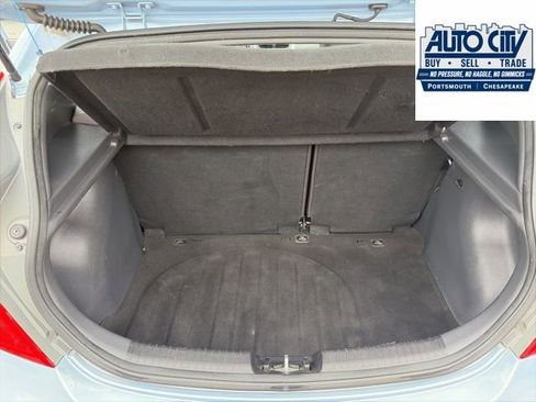 Used 2014 Hyundai Accent GS FWD image 16
