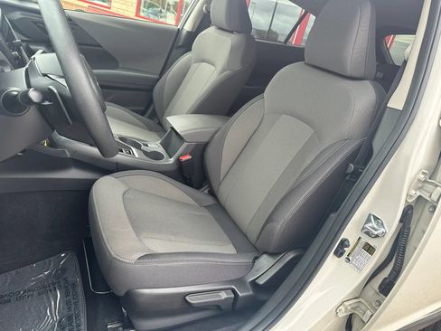 Used 2025 Subaru Crosstrek 2.5i Premium AWD/4WD image 10