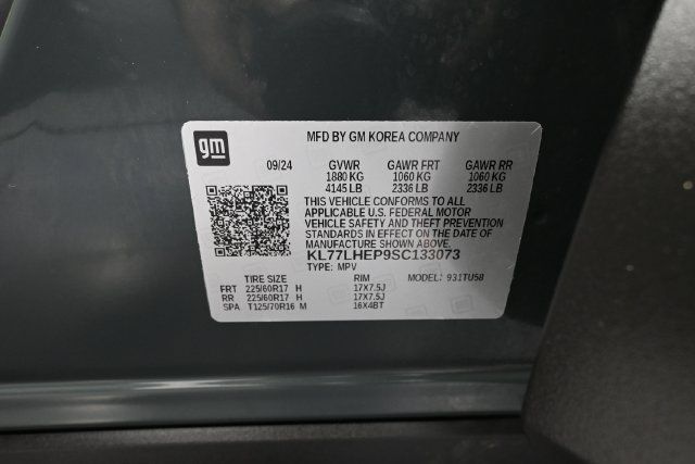 Used 2025 Chevrolet Trax LT w/ Driver Confidence Package FWD image 41