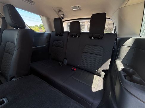 Used 2025 Nissan Pathfinder SV FWD image 36