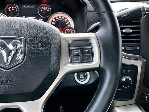 Used 2016 RAM 2500 Laramie w/ Convenience Group image 25