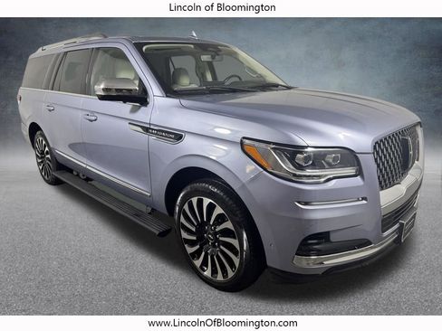 Certified 2022 Lincoln Navigator L Black Label AWD/4WD image 11