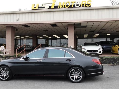 Used 2018 Mercedes-Benz S 560 Sedan image 21