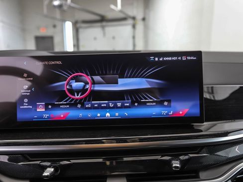 New 2026 BMW X5 xDrive50e image 18