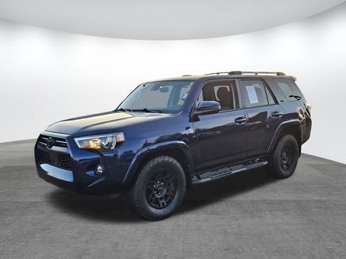 Used 2022 Toyota 4Runner SR5 image 7