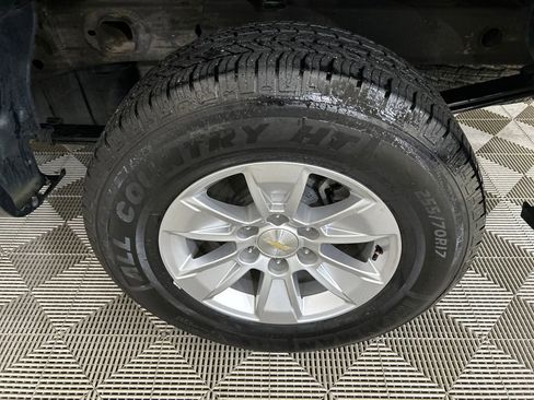 Used 2020 Chevrolet Silverado 1500 LT image 11