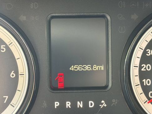 Used 2024 Ford F150 Lariat w/ Equipment Group 502A High AWD/4WD image 5