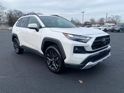 Used 2024 Toyota RAV4 Adventure image 3