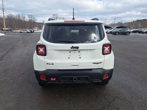 Used 2022 Jeep Renegade Trailhawk w/ Trailer Tow Group image 8