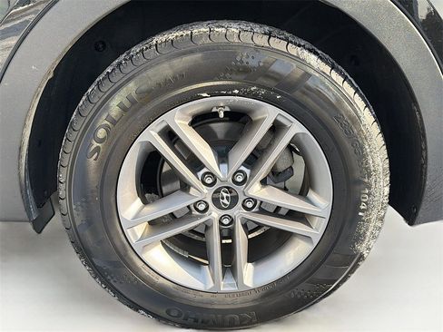 Used 2017 Hyundai Santa Fe Sport image 36