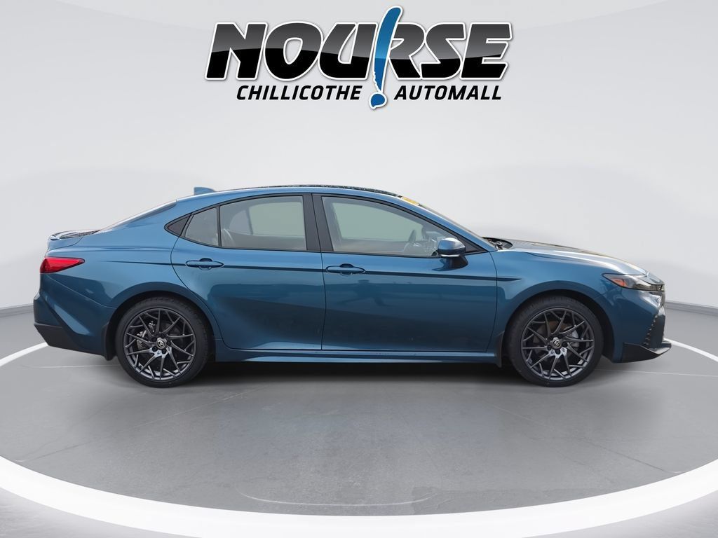 Used 2025 Toyota Camry SE w/ Convenience Package AWD/4WD image 9