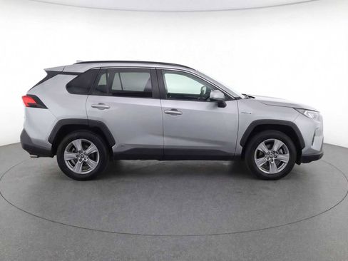 Used 2024 Toyota RAV4 XLE w/ Weather Package image 4