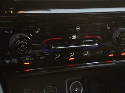 New 2026 Jeep Grand Cherokee L Laredo AWD/4WD image 25