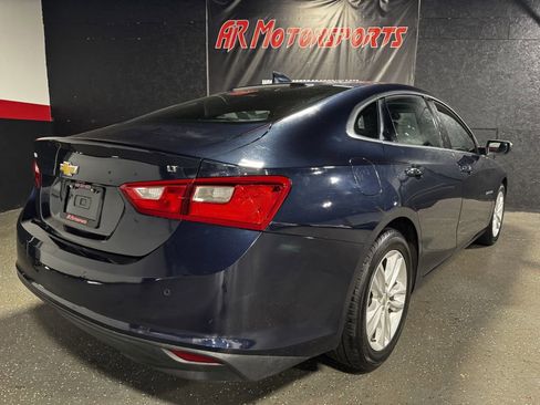 Used 2016 Chevrolet Malibu LT w/ Leather Package FWD image 5