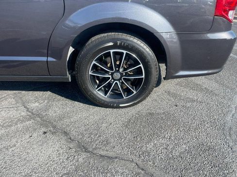 Used 2019 Dodge Grand Caravan GT image 5