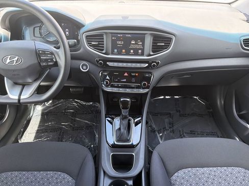 Used 2018 Hyundai Ioniq Blue FWD image 14
