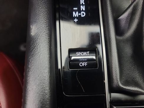 Used 2024 MAZDA MAZDA3 s image 33