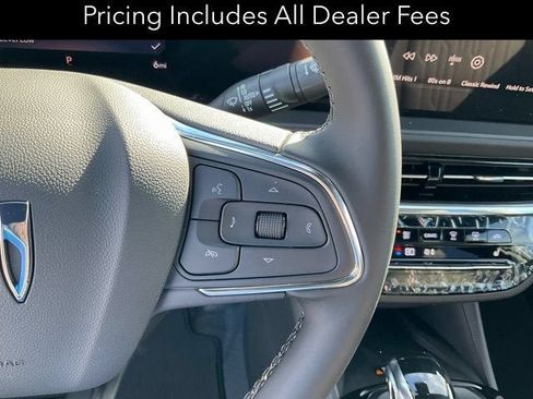 New 2026 Buick Envista Avenir FWD image 9