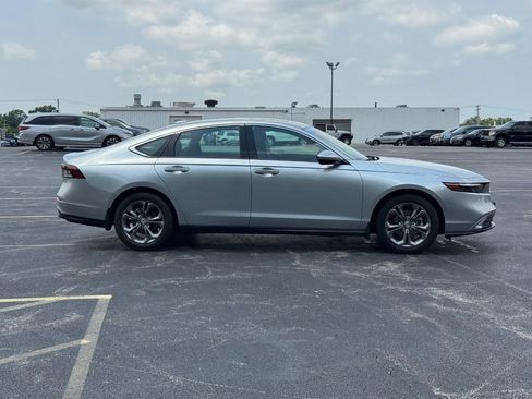 Certified 2024 Honda Accord EX image 3