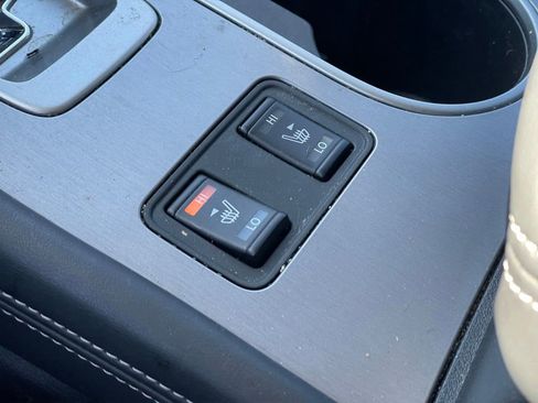 Certified 2024 Nissan Murano SV image 22