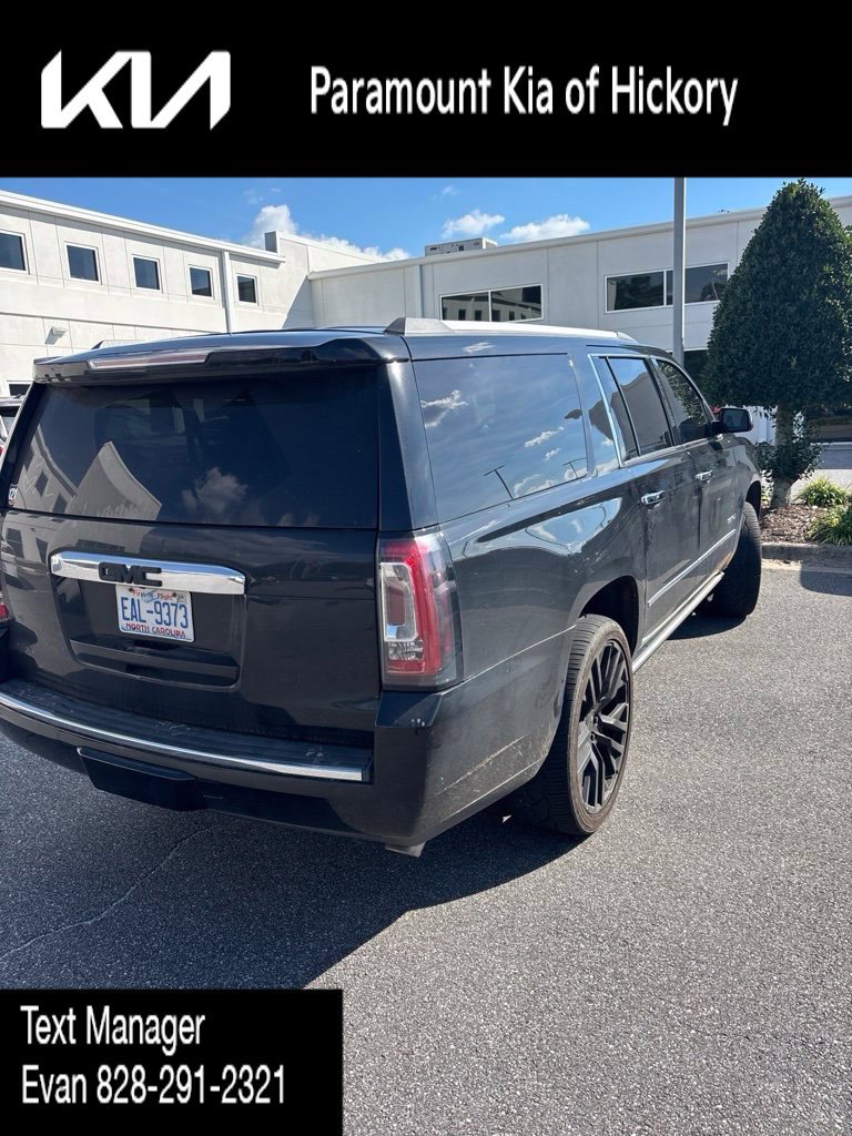 Used 2018 GMC Yukon XL Denali w/ Denali Ultimate Package AWD/4WD image 4
