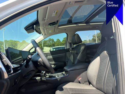 Used 2024 Kia Sorento S w/ Panoramic Sunroof Package AWD/4WD image 10