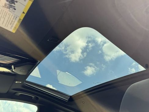 Used 2022 BMW 540i xDrive w/ Executive Package image 23