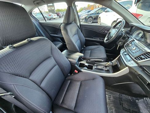 Used 2015 Honda Accord Sport image 19