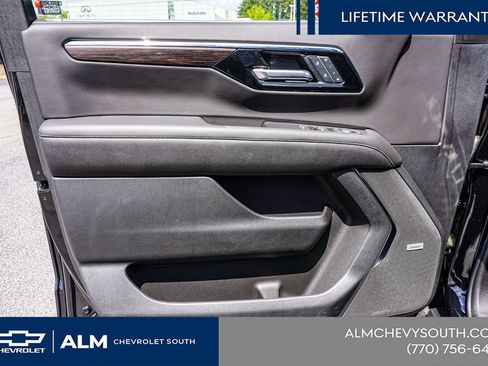 New 2025 Chevrolet Suburban Premier AWD/4WD image 53