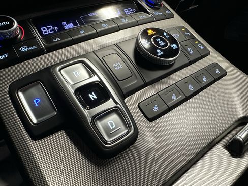 Used 2022 Hyundai Palisade Limited w/ Cargo Package image 14