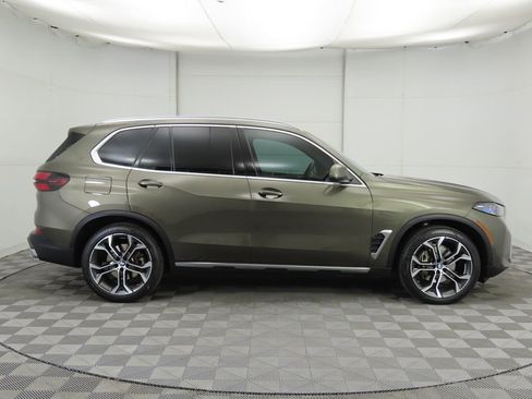 Certified 2024 BMW X5 xDrive40i w/ Premium Package image 4