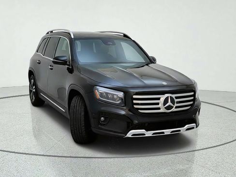 Used 2026 Mercedes-Benz GLB 250 image 4