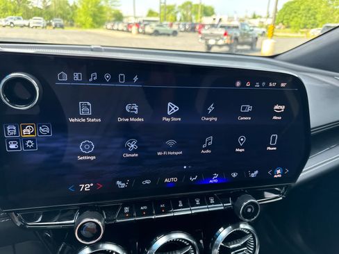 Used 2024 Chevrolet Blazer EV LT AWD/4WD image 25