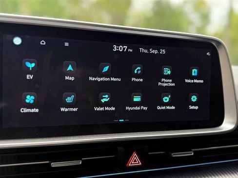 Used 2023 Hyundai Ioniq 6 SEL image 25