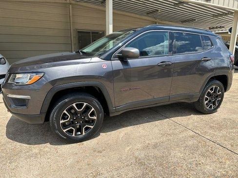 Used 2021 Jeep Compass Trailhawk AWD/4WD image 10