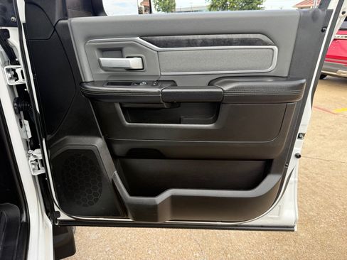 Used 2019 RAM 2500 Big Horn AWD/4WD image 23