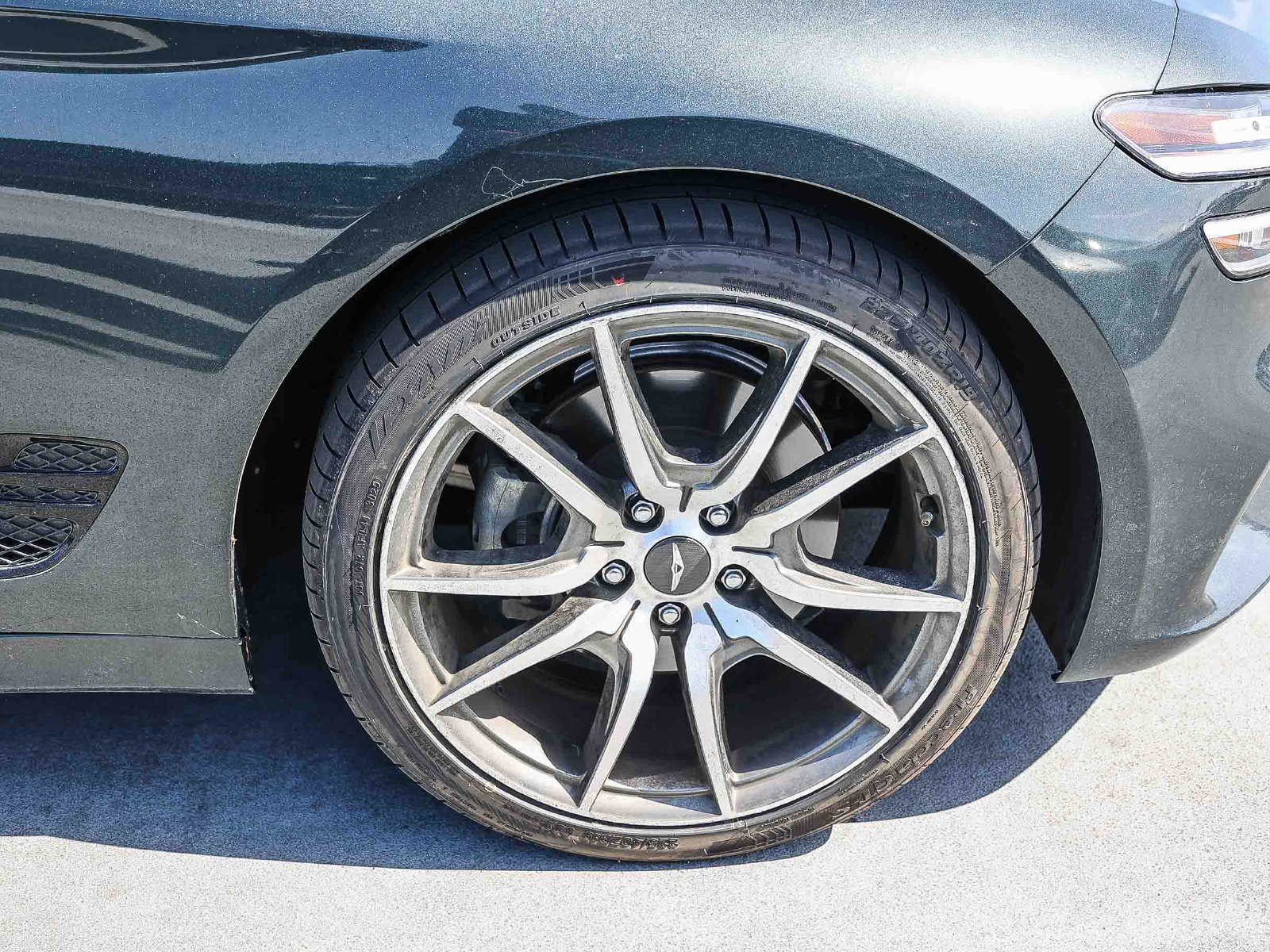 Used 2023 Genesis G70 2.0T RWD image 9