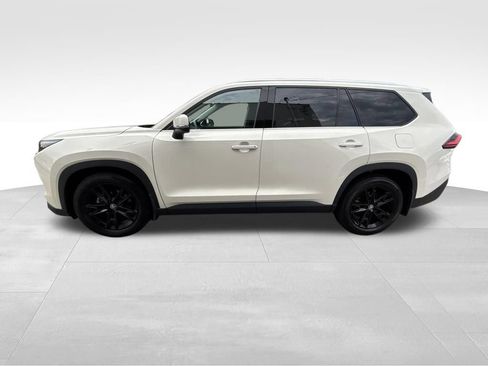 Used 2024 Toyota Grand Highlander AWD Hybrid image 3