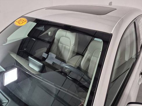 Used 2023 Honda HR-V EX-L image 9