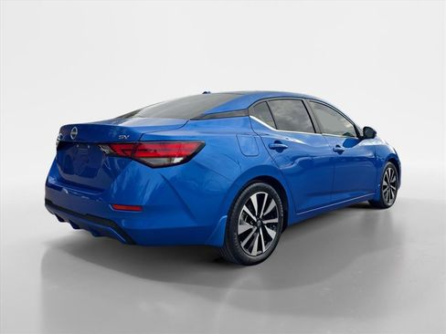 Used 2024 Nissan Sentra SV w/ SV Premium Package image 5
