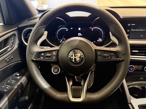 New 2025 Alfa Romeo Stelvio Sprint w/ Convenience Package AWD/4WD image 27