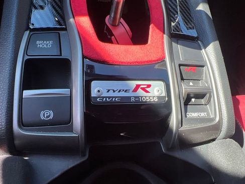 Used 2018 Honda Civic Type R image 55