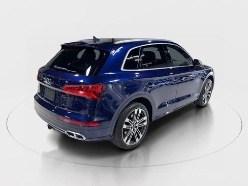 Used 2018 Audi SQ5 Premium Plus w/ Navigation Package image 13