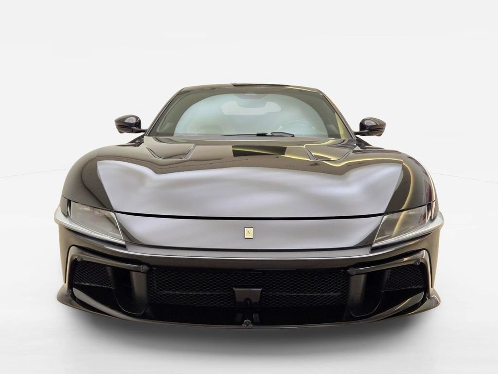 Used 2025 Ferrari 12Cilindri RWD image 2