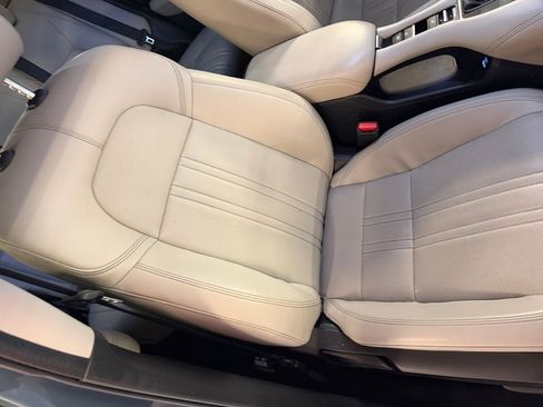 Used 2023 Honda HR-V EX-L image 14